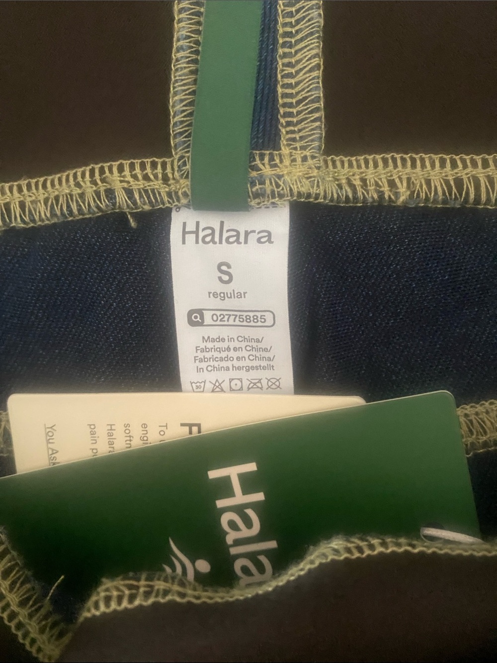 SMALL    HALARA FLEX BAGGY WIDE LEG DISTRESSED JEANS - Picture 8 of 8